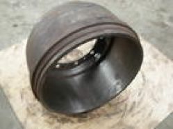 VOLVO1599009  brake drum wheel hub