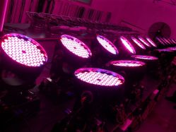 LED Moving head 108pcs*3W