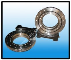  Important of Double Row Slewing Bearing