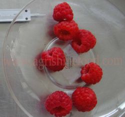 IQF raspberry or frozen raspberry 