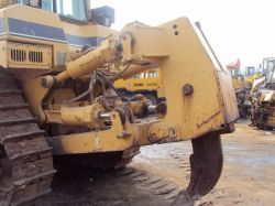 Used Caterpillar bulldozer D8R