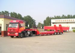 Low flat trailer