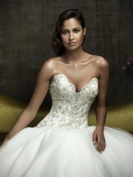 V-neck Beading Tulle Train wedding dresses