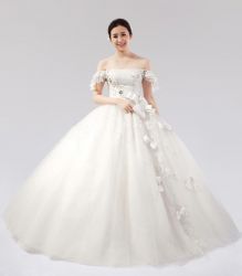 Classic Strapless Chapel Train Wedding Dresses