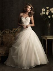 Stunning Sweetheart Lace Wedding Dresses Canada