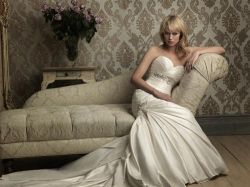 2012 wholesale Beading Satin  Wedding gowns 