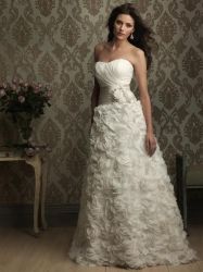 2012 Wholesale Beading Ruffles Wedding Gown