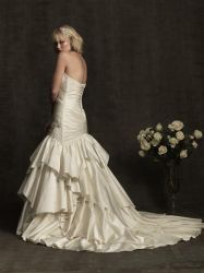 Plus Size Bridal Gowns 