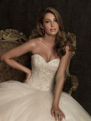 Stunning sweetheart lace wedding dresses canada