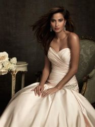 Popular Bridal Gowns 