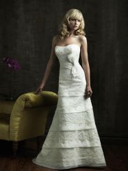 Wedding Gowns Newest Design Caught Up Strapless 