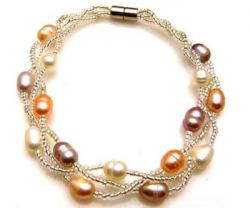 pearl bracelet 