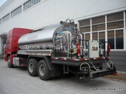 Howo 6x4 Asphalt Distributor 12000l