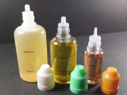 E-liquid (in different size )