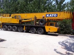 Kato Nk 1200s Truck Crane