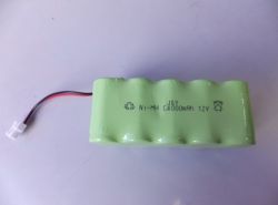 C　rrechargeable battery 