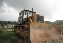 Used Caterpillar bulldozer D7G D7 DOER