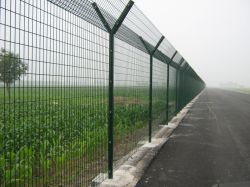 Airport fence 