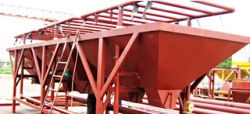 Hzs Belt Insulated Concrete Mixing Plant 