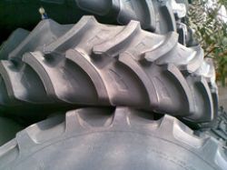 John Deer Tractor Tyre 900/60r32