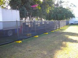 Shade Cloth For Privacy And Dust Containment